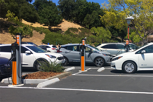 ChargePoint CT4000 Level 2 Commercial Charging Station with Dual Port Options